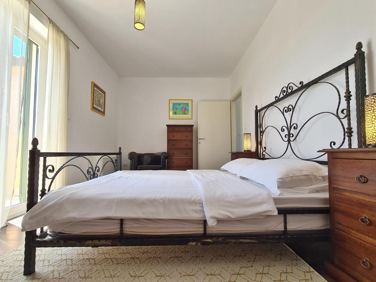 Spacious Villa With Pool, Indoor Jacuzzi And Sauna Near Porec Višnjan Dış mekan fotoğraf