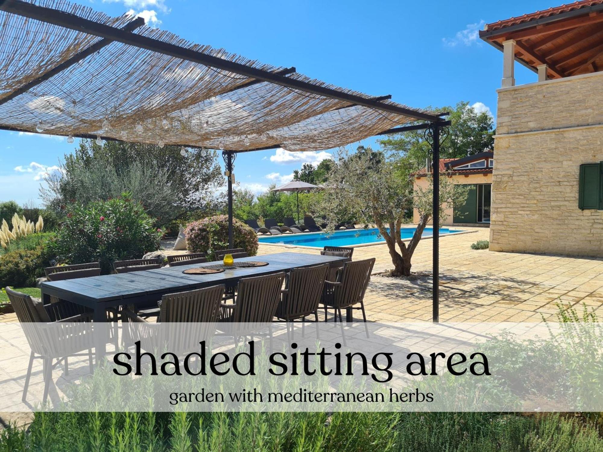 Spacious Villa With Pool, Indoor Jacuzzi And Sauna Near Porec Višnjan Dış mekan fotoğraf